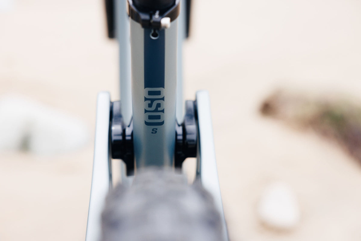 Ibis Oso S premium frame and component detail