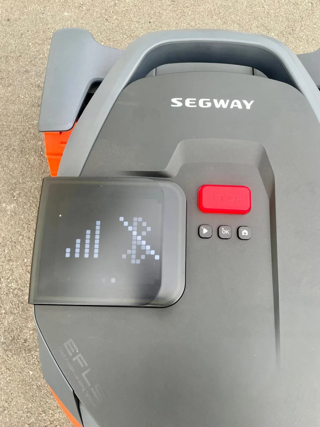 SEGWAY Navimow X330E Robotic Mower (wire-free setup)