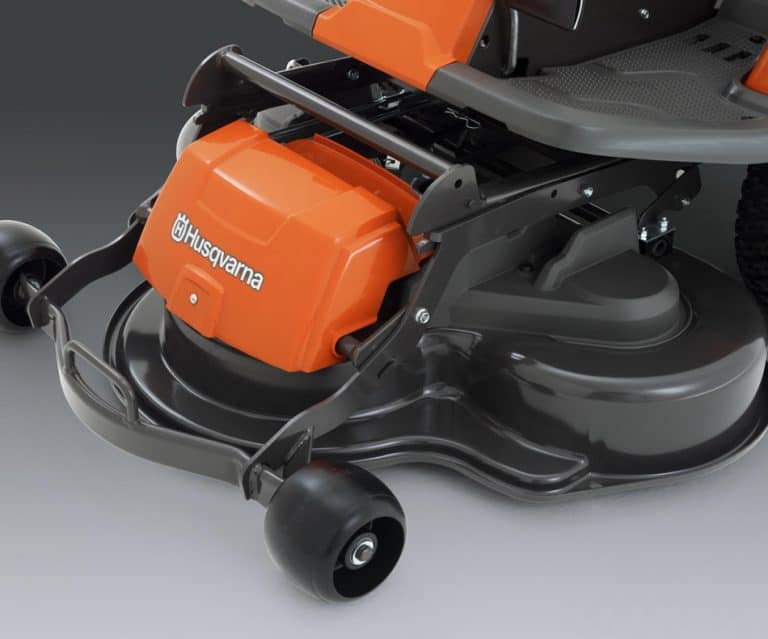 HUSQVARNA R 216T AWD Ride-On Front Mower