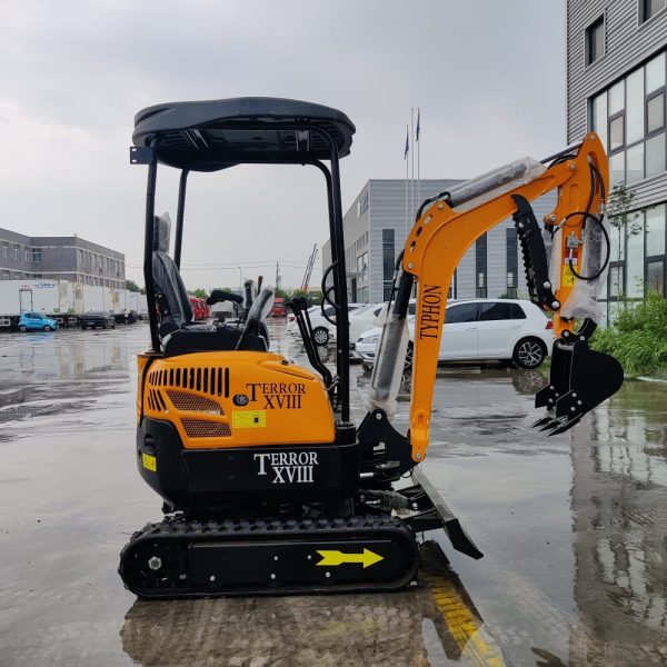TYPHON TERROR XVIII mini excavator image 4