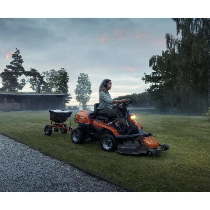 HUSQVARNA R 216T AWD Ride-On Front Mower